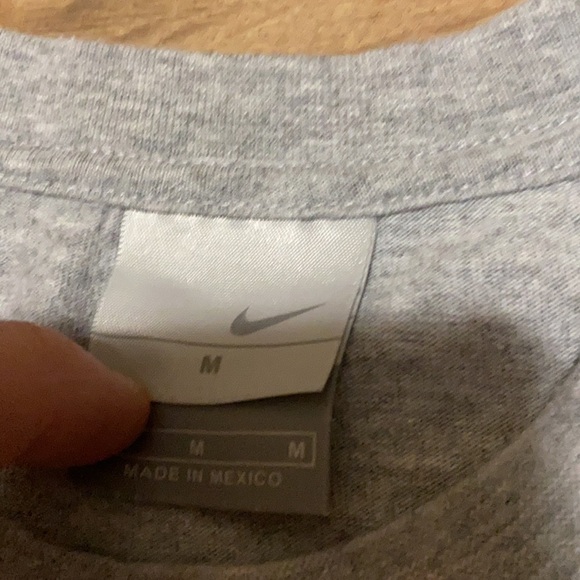 Y2K Nike spell out long sleeve - Picture 5 of 5